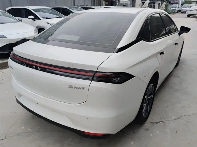 GAC Aion S MAX — Фото автомобиля 6