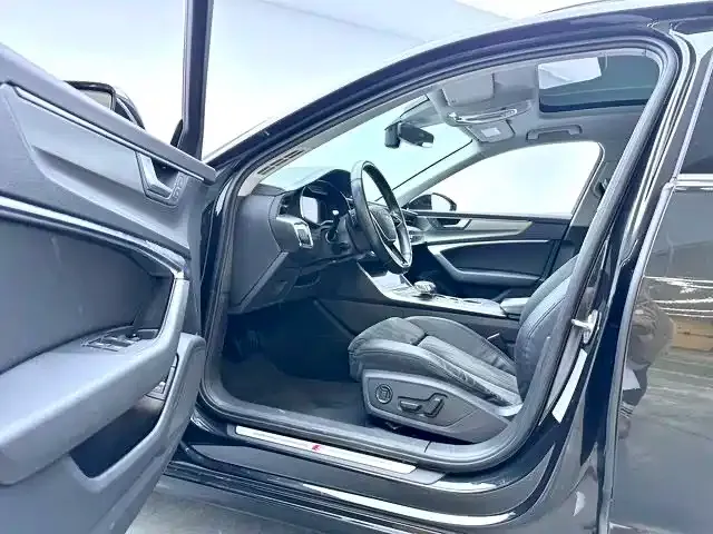 Audi A6 — Фото автомобиля 12