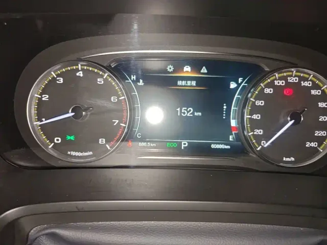 GAC Trumpchi M8 — Фото автомобиля 11
