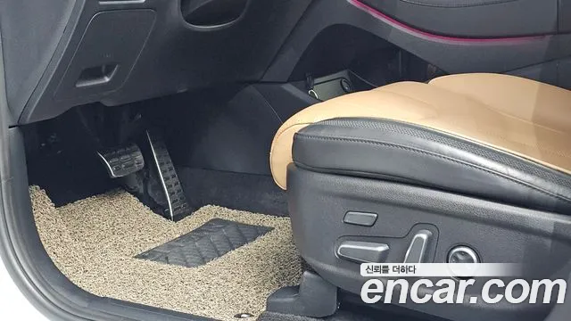 Hyundai Santa Fe New — Фото автомобиля 20