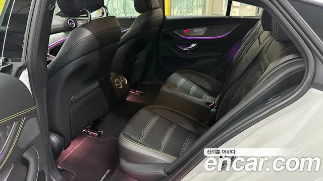 Mercedes-Benz AMG GT 4 двери 43 4MATIC+ — Фото автомобиля 11