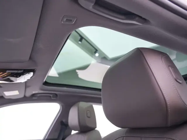 BMW 5 Series — Фото автомобиля 10