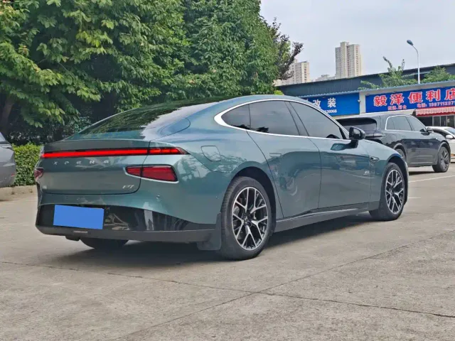 Xpeng P7 — Фото автомобиля 5