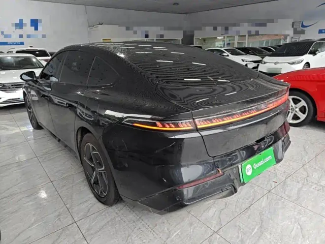 Dongfeng eπ 007 — Фото автомобиля 4
