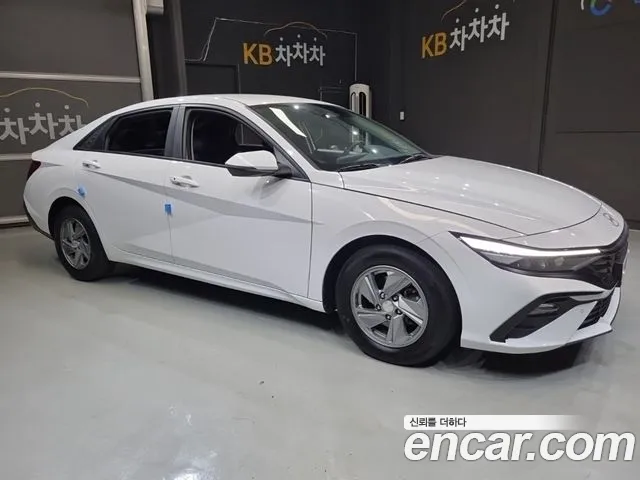 Hyundai Avante — Фото автомобиля 5