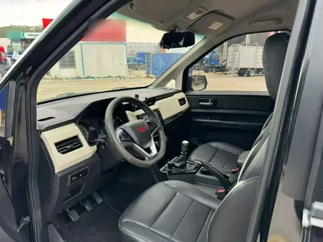 Wuling Zhengcheng — Фото автомобиля 2