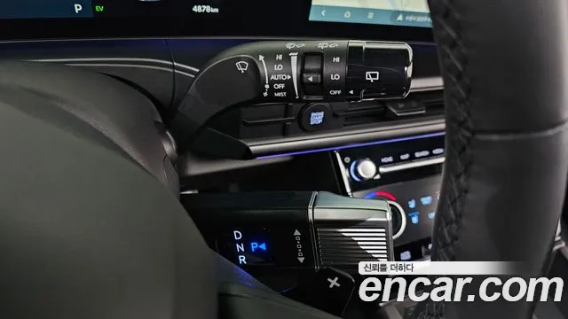Hyundai Santafe — Фото автомобиля 9