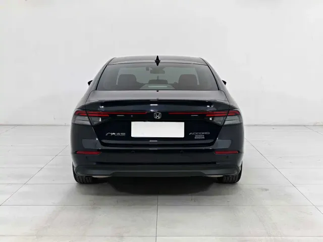 Honda Accord — Фото автомобиля 4