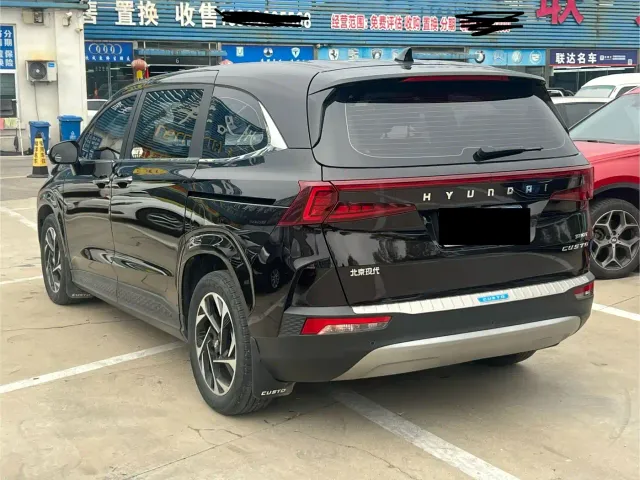 Hyundai Custo — Фото автомобиля 3