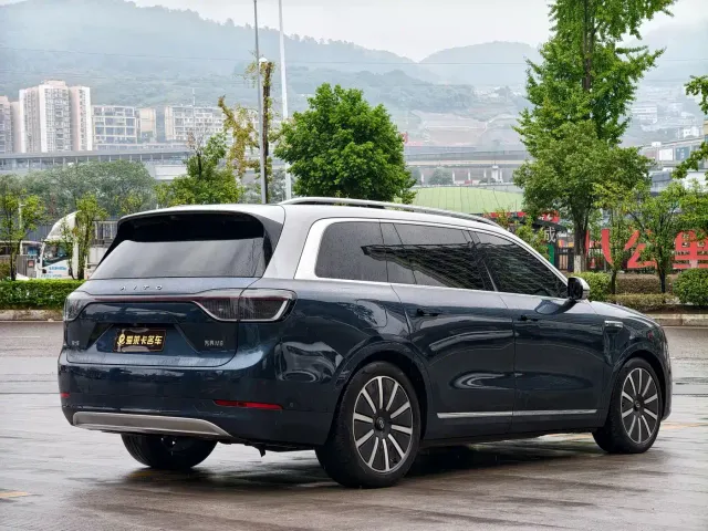 Aito M9 — Фото автомобиля 14