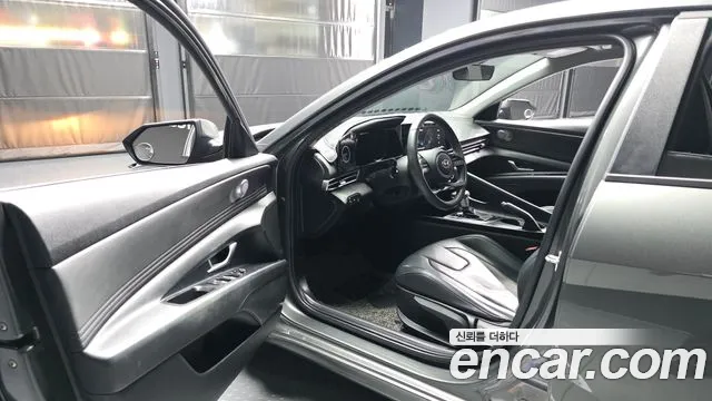 Hyundai AVANTE Avante (CN7) — Фото автомобиля 10
