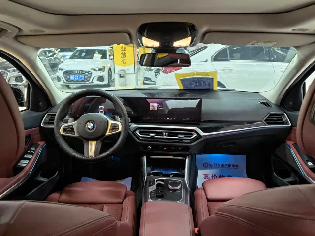 BMW 3 Series — Фото автомобиля 11