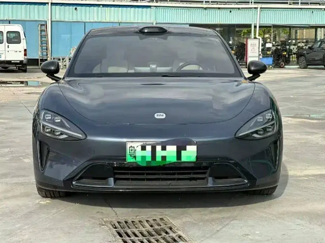 Xiaomi SU7 — Фото автомобиля 2
