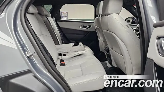 Land Rover Range Rover Velar Range Rover Velar 2.0 P250 Dynamic SE — Фото автомобиля 26