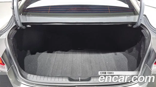 Hyundai Avante CN7 — Фото автомобиля 23