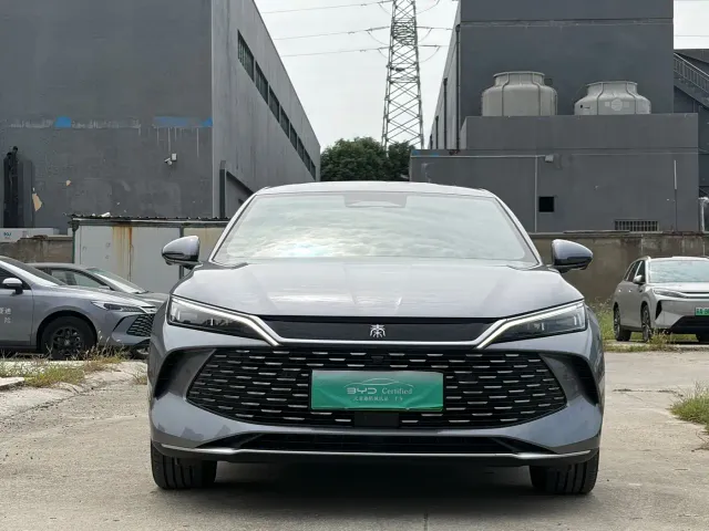 BYD Qin L — Фото автомобиля 2