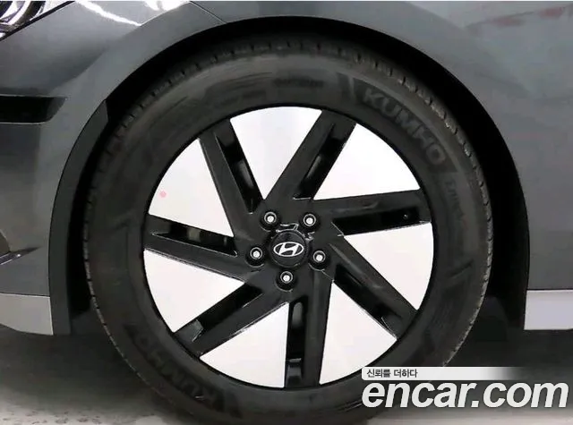 Hyundai Ioniq 6 — Фото автомобиля 6