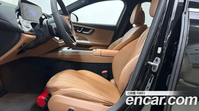 Mercedes-Benz E-Class — Фото автомобиля 10