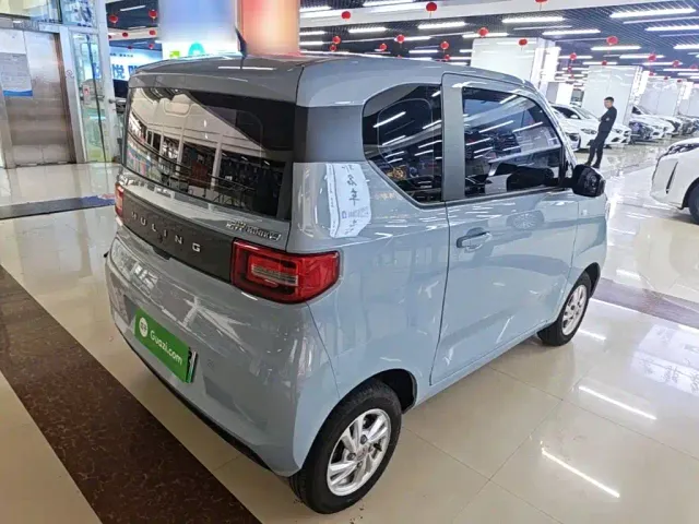 Wuling Hongguang Mini EV — Фото автомобиля 6