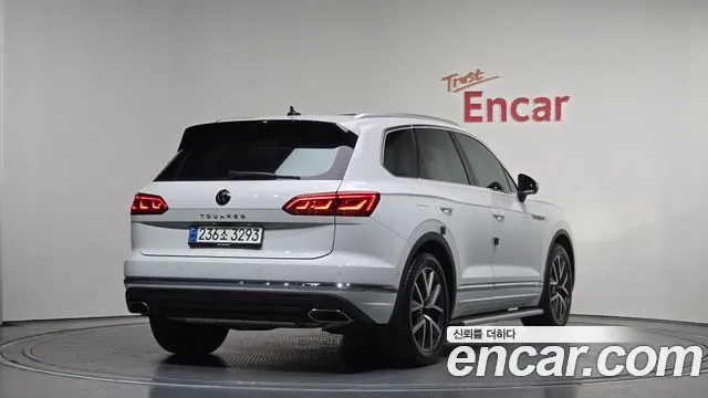 Volkswagen Touareg Touareg 3 поколение 3.0 TDI Prestige — Фото автомобиля 2