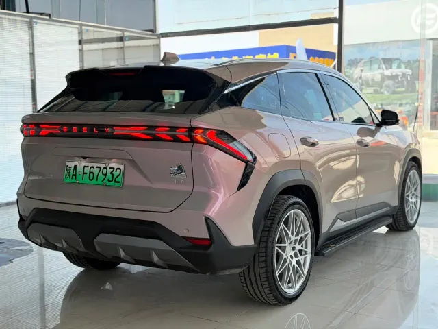 Geely Galaxy L7 — Фото автомобиля 19