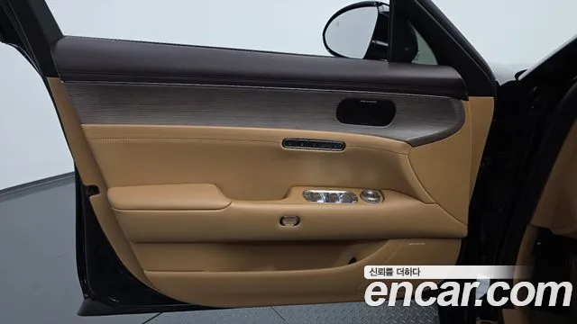 Genesis G90 RS4 — Фото автомобиля 13