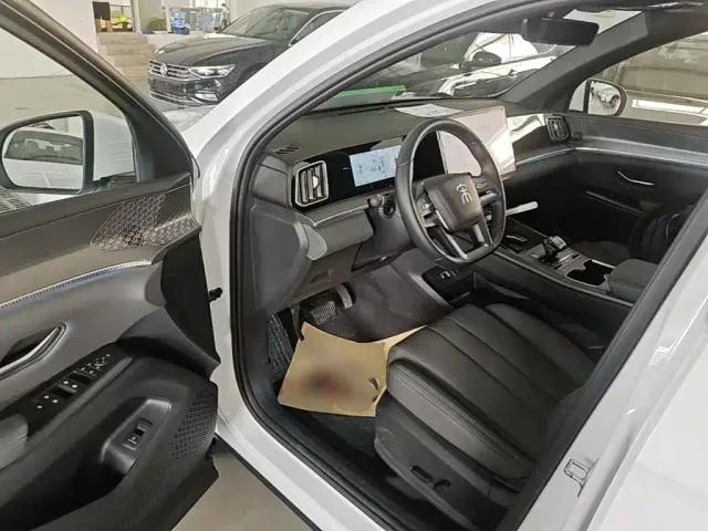 BYD Song Pro — Фото автомобиля 15