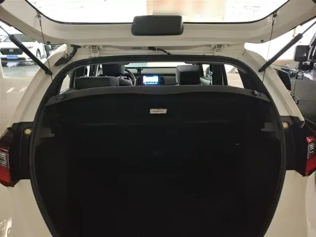 Honda Fit — Фото автомобиля 8