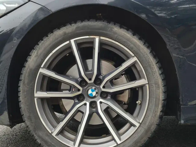 BMW 3 Series — Фото автомобиля 10