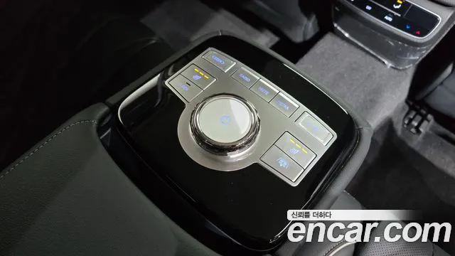 Genesis G80 Бензин 2.5 турбо AWD — Фото автомобиля 19