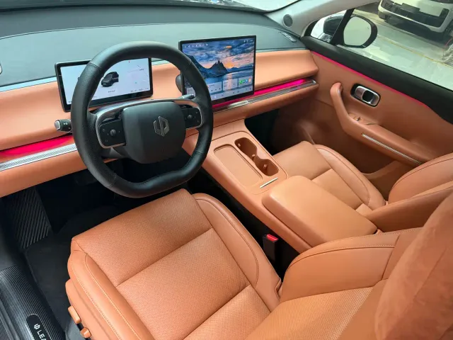Leapmotor C16 — Фото автомобиля 16