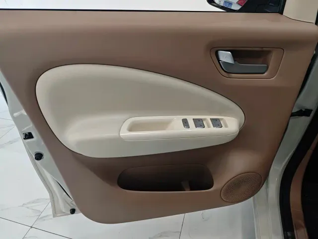 Wuling Hongguang Mini EV — Фото автомобиля 4