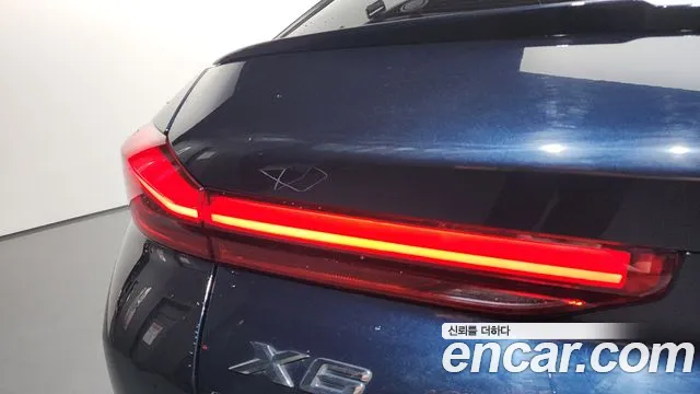 BMW X6 xDrive40i M Sport — Фото автомобиля 19