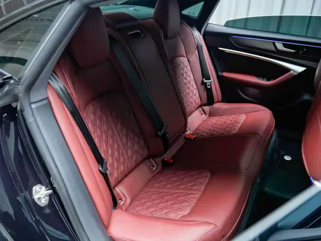 Audi A7L — Фото автомобиля 7