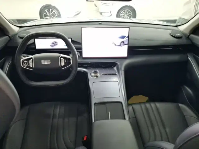 Geely Galaxy E5 — Фото автомобиля 9