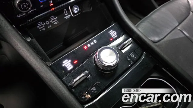 Jeep Cherokee Grand Cherokee(WL) L 3.6 Overland — Фото автомобиля 9