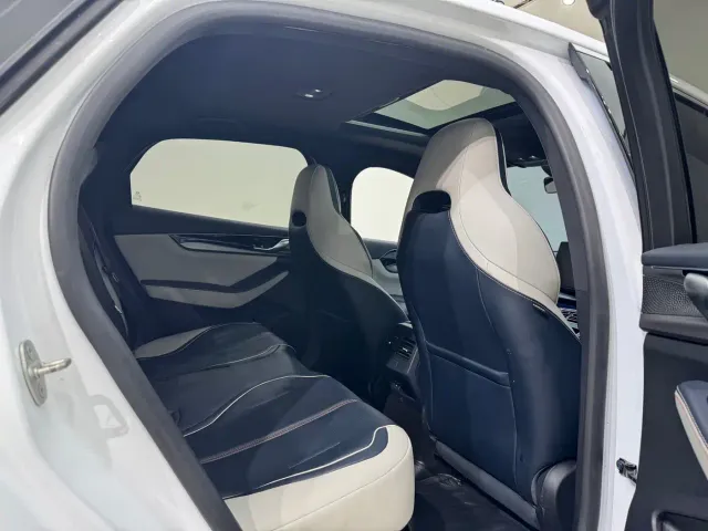 BYD Qin PLUS — Фото автомобиля 9