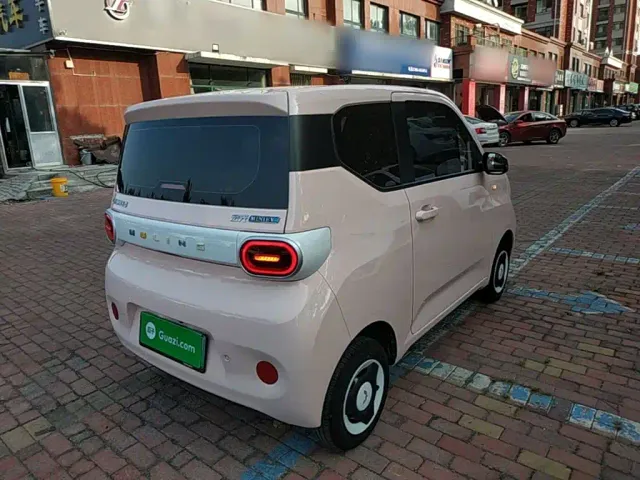 Wuling Hongguang Mini EV — Фото автомобиля 6