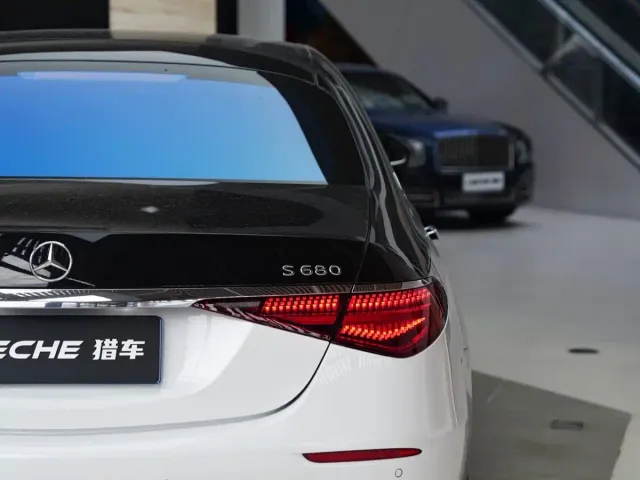 Mercedes-Benz Maybach S-Class — Фото автомобиля 19