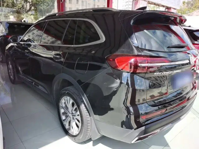 Buick Envision Plus — Фото автомобиля 4