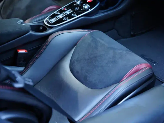 McLaren GT — Фото автомобиля 23