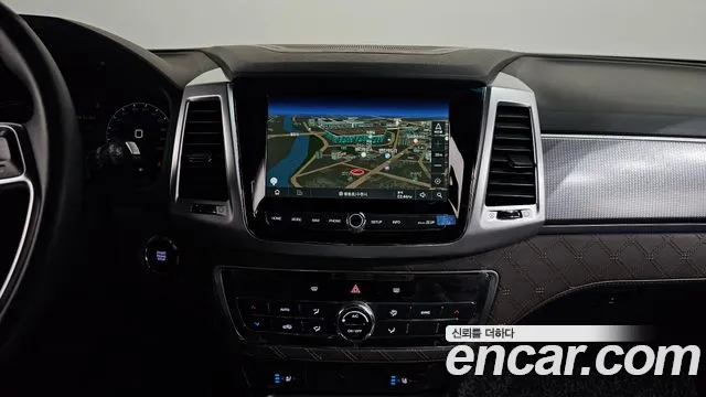 KG_Mobility_Ssangyong Rexton All Rexton Дизель 2.2 4WD — Фото автомобиля 10