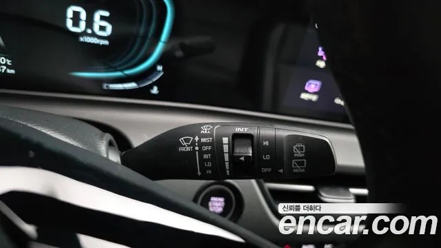 Kia Seltos — Фото автомобиля 27