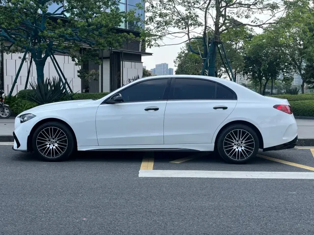 Mercedes-Benz C-Class — Фото автомобиля 5