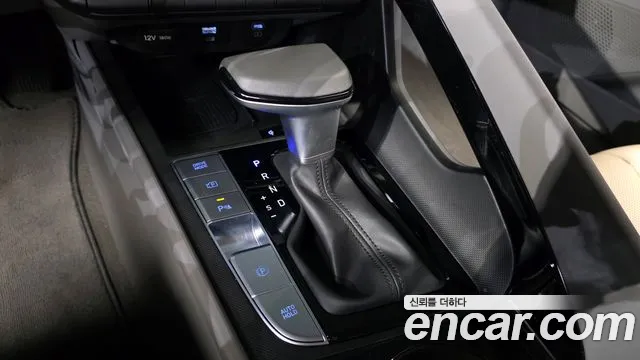 Hyundai Avante CN7 — Фото автомобиля 12