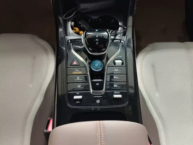 BYD Qin PLUS — Фото автомобиля 13