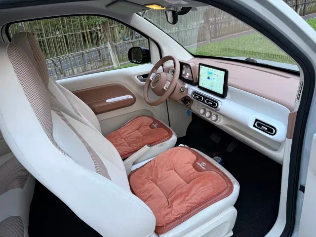 Wuling Hongguang Mini EV — Фото автомобиля 9