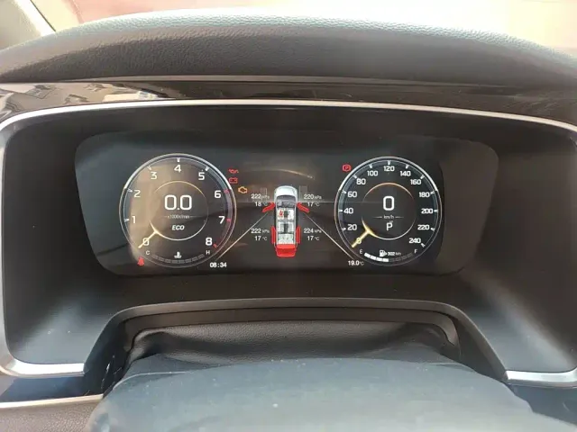 GAC Trumpchi M8 — Фото автомобиля 3