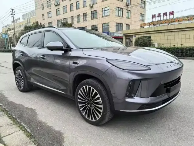 Exeed Starway E05 — Фото автомобиля 2