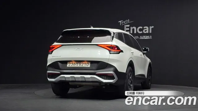 Kia Sportage Sportage 5-е поколение Бензин 1.6 турбо 2WD — Фото автомобиля 4